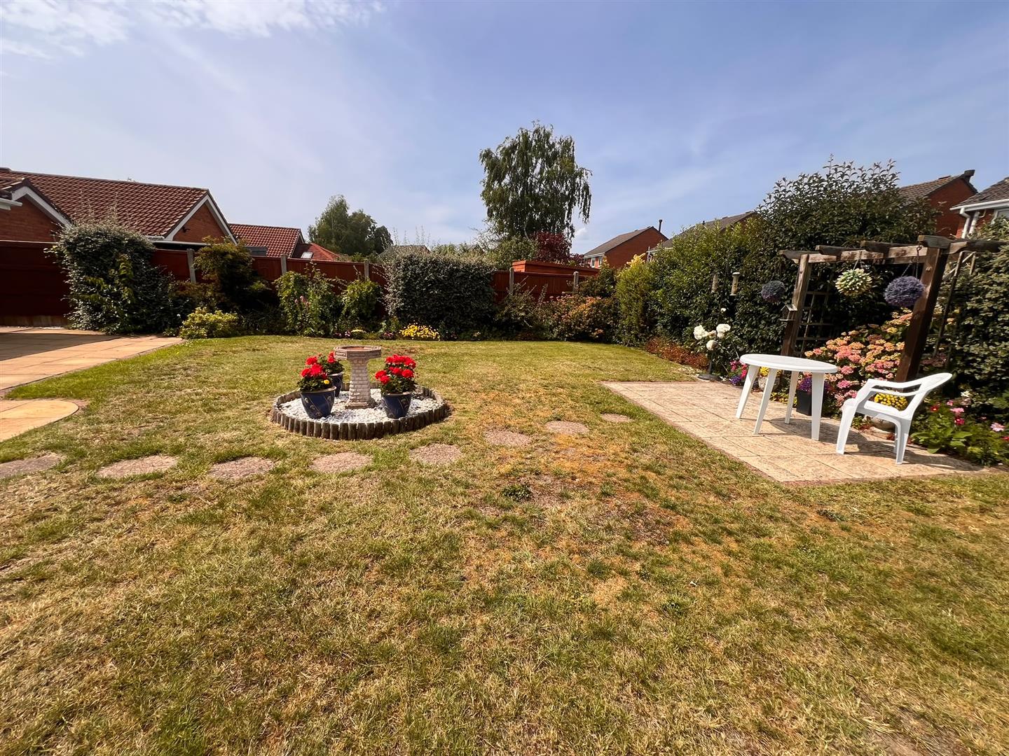 62 Kynaston Drive, Shrewsbury, SY4 5DE For Sale